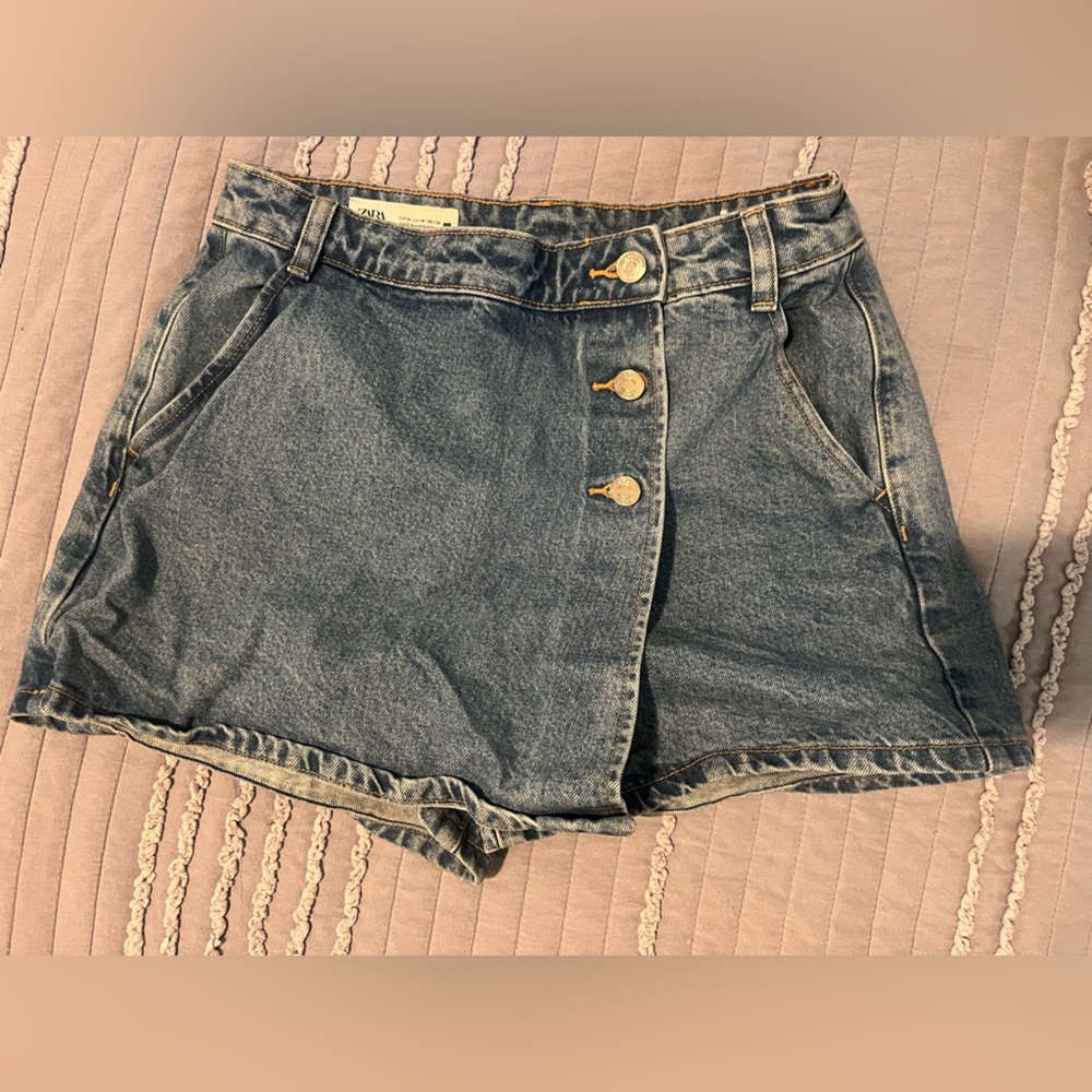 Zara denim short/skirt
